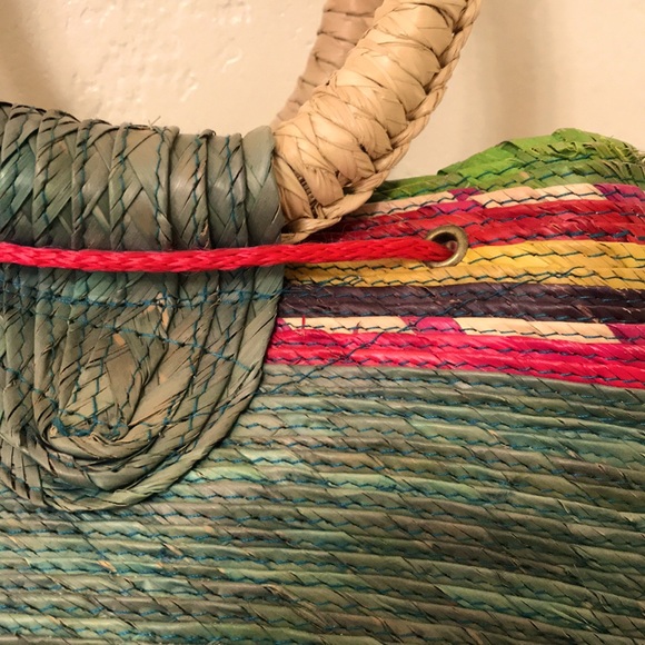 NWOT Woven Bucket Bag Multicolor & Green. - Picture 3 of 13